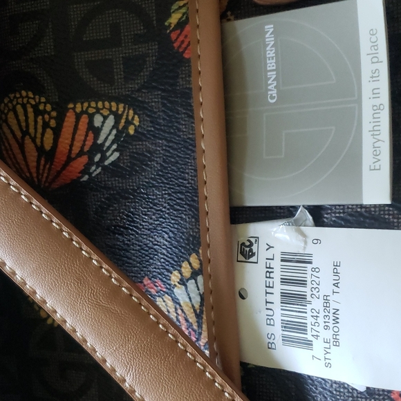 Gianna Butterfly 🦋 Purse 👜 - Picture 12 of 17